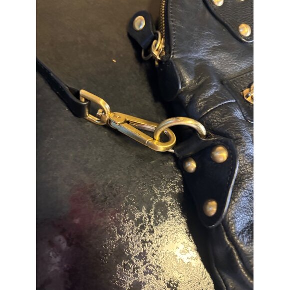 Emma Fox Black Leather Convertible Crossbody Handbag With Gold Accents - Picture 8 of 16